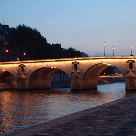 Guestready - Beau Dans Le Marais Appartamento Parigi